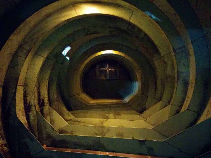 PortEllenTour_DrumInside